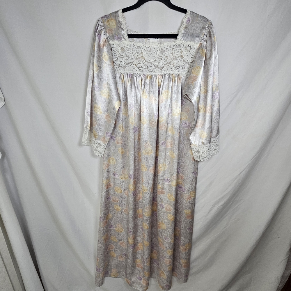 CHRISTIAN DIOR Women's Nightgown Large Lace Romantic Satin Floral Vintage 90s‎